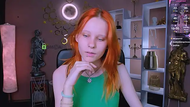 cassandra nik online show from May 22, 12:47 pm