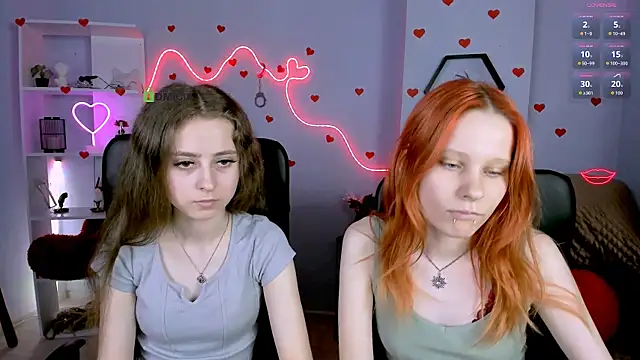 cassandra nik online show from May 18, 1:06 pm
