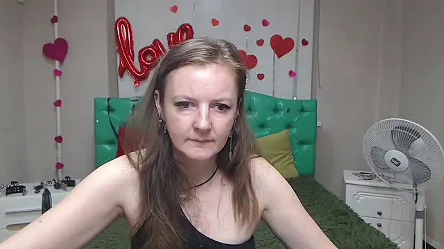 MeganPirs online show from May 25, 5:12 pm