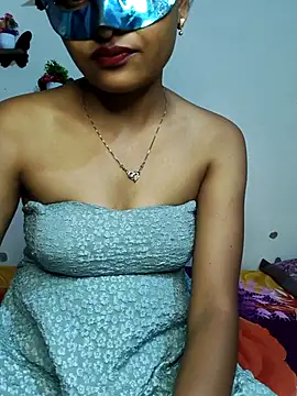 Sweet Cpl  online show from May 11, 2:45 pm