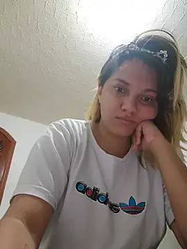 aurora bela online show from May 7, 5:45 am