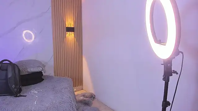 Miss ElektraNova online show from March 21, 3:44 am