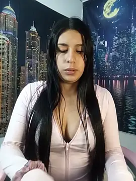 charlottte wh online show from May 30, 9:18 am
