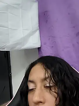 melsylatina online show from March 29, 6:01 am