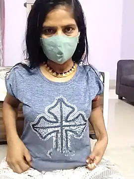 chandan19812 online show from May 2, 12:58 am