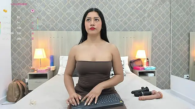 martina ayala online show from May 16, 11:20 am