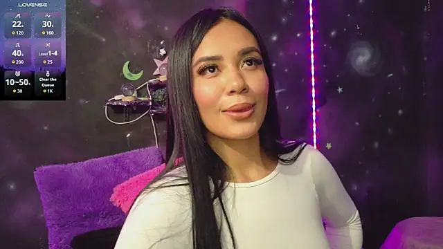ValentinaRojass  online show from May 15, 5:48 pm