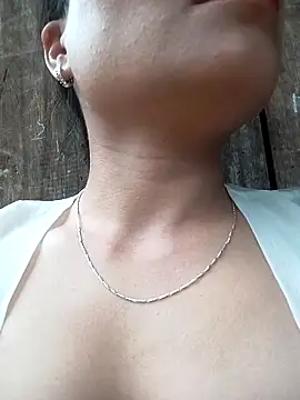 Mizu-hotshow online show from March 22, 10:10 am