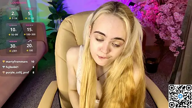 Bambi Bloom online show from March 31, 10:04 am