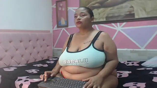 Doll rihana online show from May 22, 12:19 am