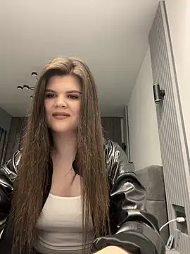 Lollipop p  online show from April 4, 11:14 pm