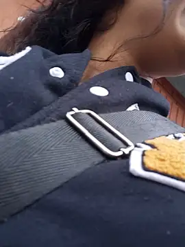 perla stone11 online show from April 14, 8:20 pm