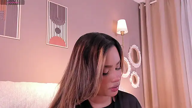 Agata Laurent  online show from May 24, 2:32 am