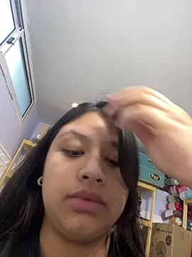 danniiq online show from June 11, 7:43 pm