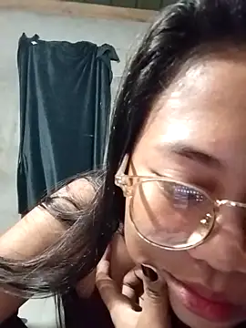 angelpinay44 online show from April 9, 4:45 pm