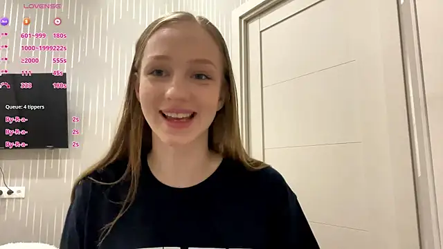 Anika Socutehe online show from May 13, 7:08 pm