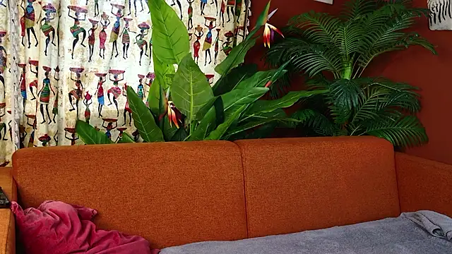 ohhh mila online show from March 25, 1:47 pm