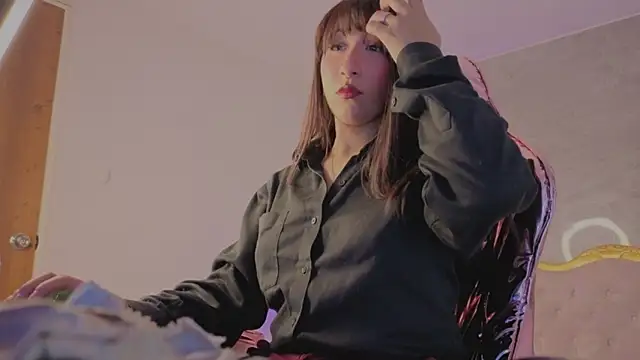 moraa s online show from April 7, 3:08 am