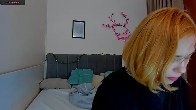 DellaRows online show from May 5, 5:43 am