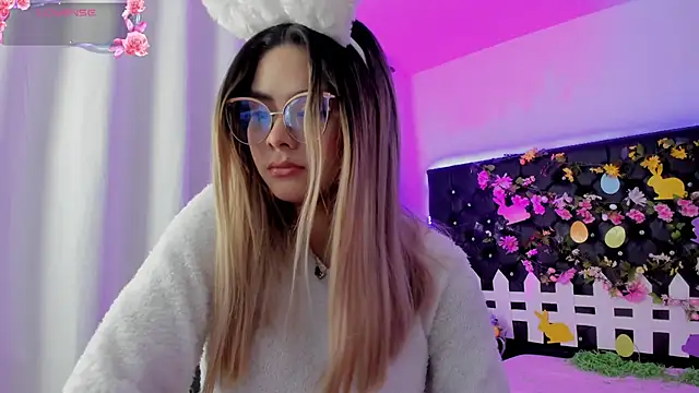 Sharon Storm online show from April 6, 2:40 pm