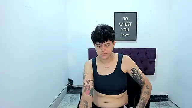 TomBoy Natali online show from March 25, 7:17 pm