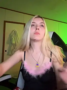 Rainsworld420 online show from May 23, 5:06 am