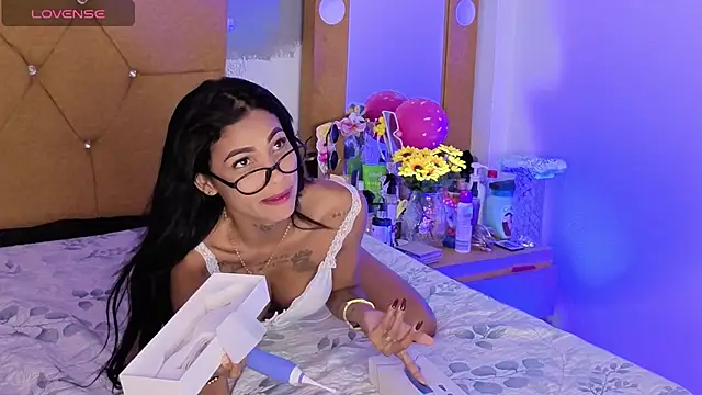 Antonella-smitt online show from March 2, 3:08 pm