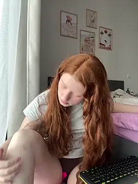 gingerlatte online show from May 8, 9:45 am