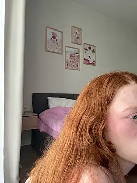 gingerlatte online show from May 19, 9:49 am