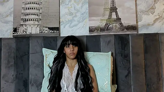 ElizabethSwift online show from March 30, 1:33 pm