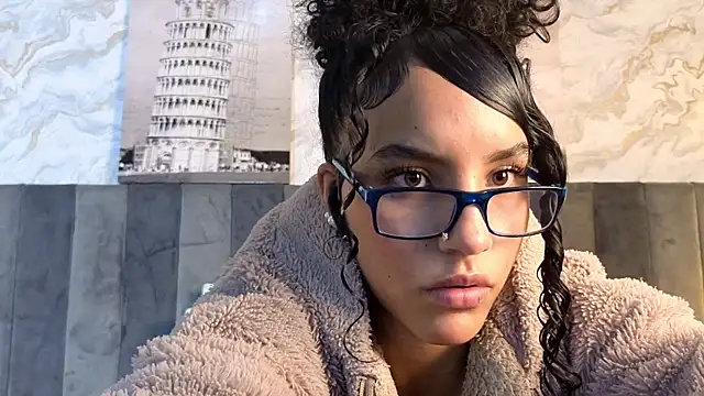 ElizabethSwift online show from March 27, 11:55 am