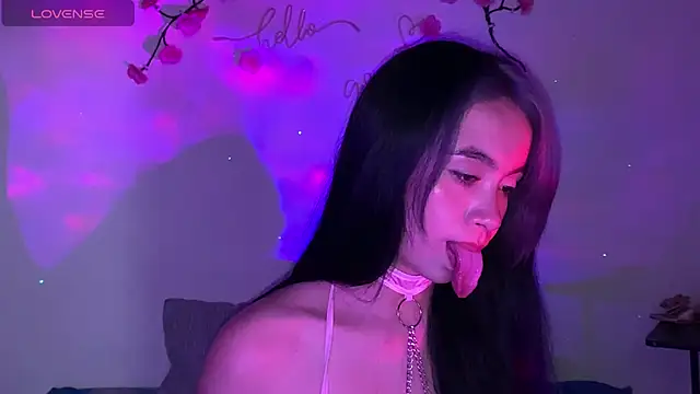 sweet molly420 online show from May 16, 12:13 am