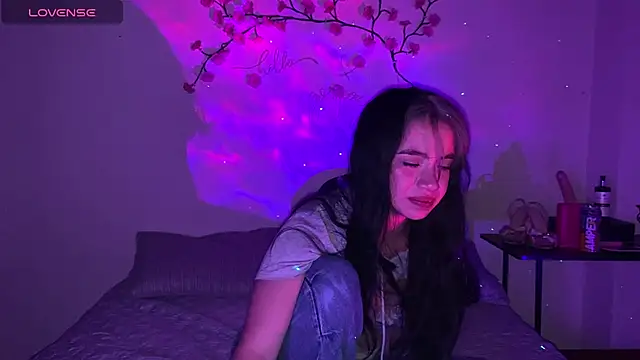 sweet molly420 online show from May 14, 10:15 pm