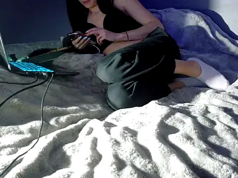 DesireQueen69 online show from March 21, 10:26 pm