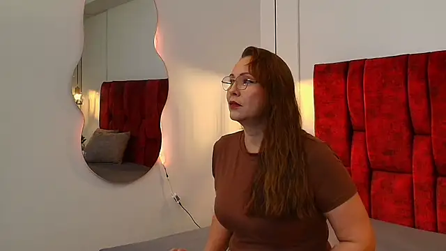  Monaliza  online show from May 1, 12:19 pm