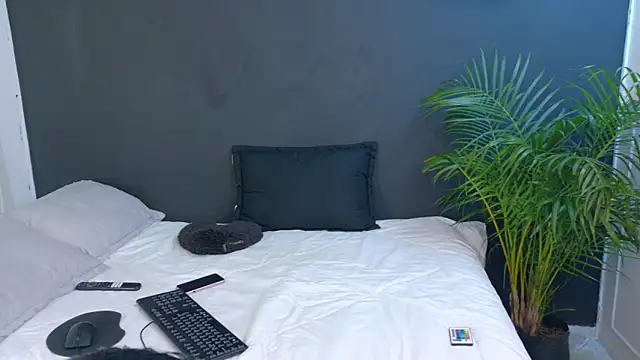 Valeriaa cruz online show from May 25, 1:04 am