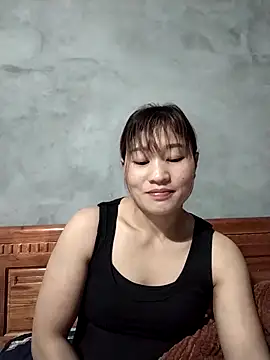 Lilinn  online show from March 19, 12:20 pm