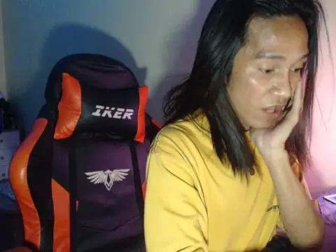 ashelyxyn69xx online show from April 5, 11:53 am