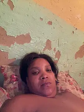 friendlybitch22 online show from April 29, 7:41 pm