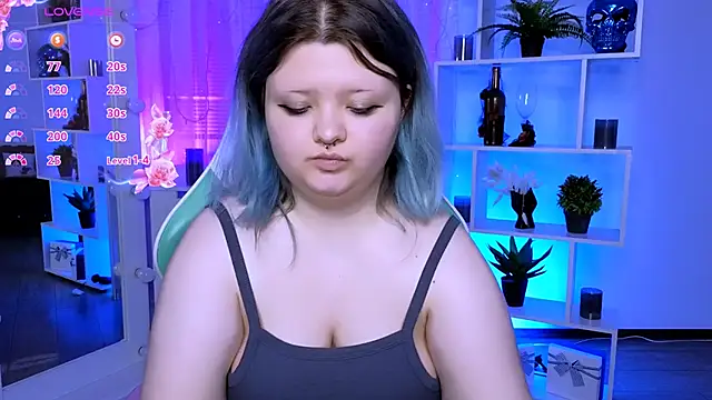 Lunaar  online show from May 26, 9:58 pm