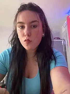 prettydolly127 online show from April 8, 10:34 pm