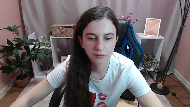 MistyBree online show from May 16, 10:47 am