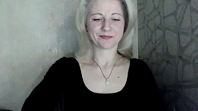 Katerina-Kissa online show from April 22, 6:16 pm