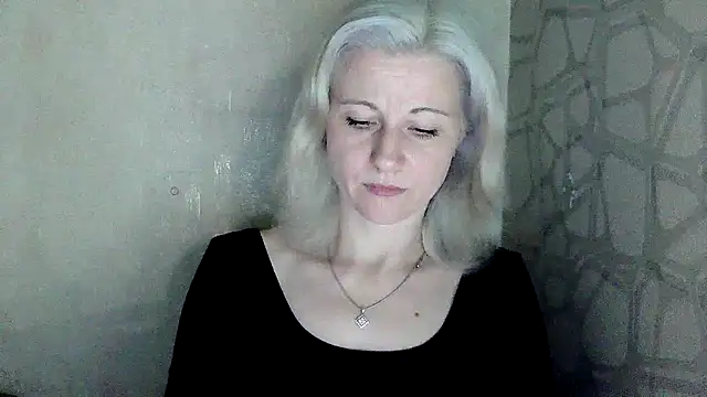 Katerina-Kissa online show from May 17, 6:40 pm