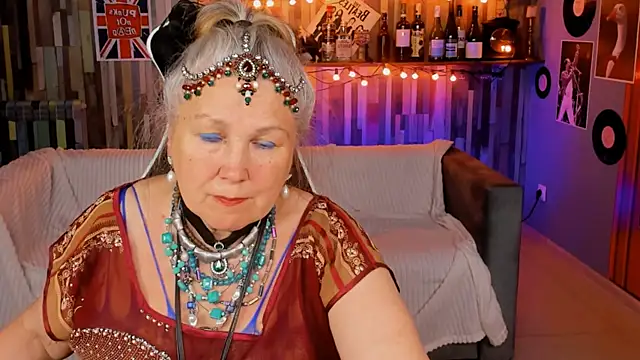 LilaMaharani online show from May 24, 1:43 pm
