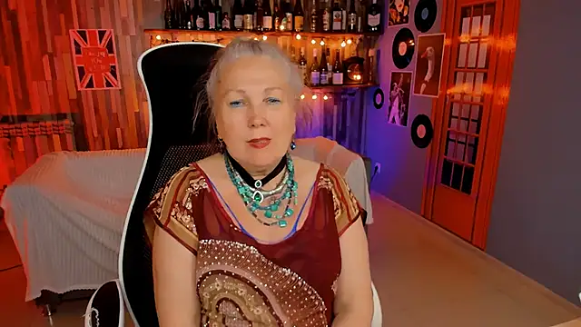 LilaMaharani online show from May 22, 3:43 pm