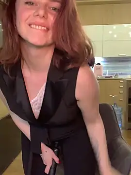 VelvetChloe online show from May 24, 6:07 pm