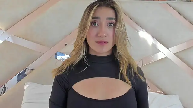 lucy davies online show from May 28, 11:41 am