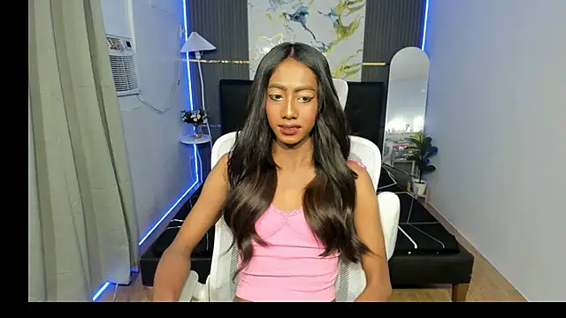 BlackbarbieXXL online show from April 3, 6:17 pm