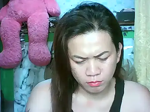 ur lovelychen online show from April 7, 7:54 am